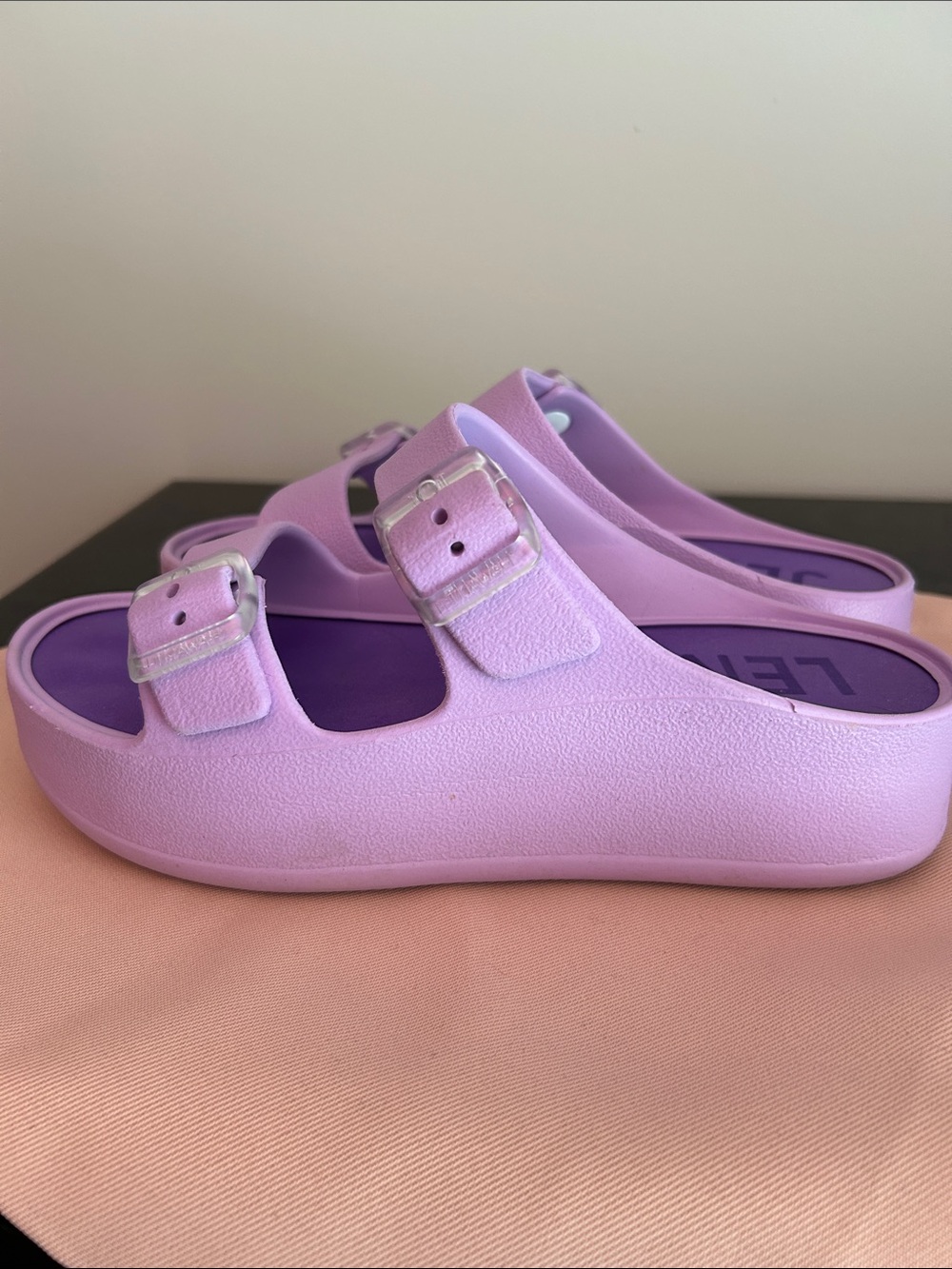 Lemon platform sandals. - Picture 2 of 4